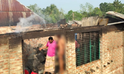 রাণীনগরে মৎস্যজীবীর বাড়িতে আগুন