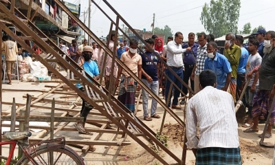 রাণীনগরে শতাধিক অবৈধ স্থাপনা উচ্ছেদ