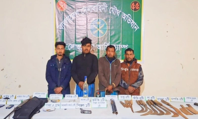 যৌথবাহিনীর অভিযানে অস্ত্র ও গুলি উদ্ধার, আটক ৪