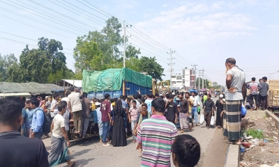 নাটোরে ট্রাকচাপায় ছাগল ব্যবসায়ী নিহত