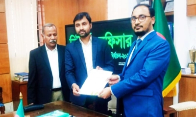 হাইকোর্টের নির্দেশে এনসিপি নেতা খালিদ সাইফুল্লাহর মনোনয়নপত্র জমা