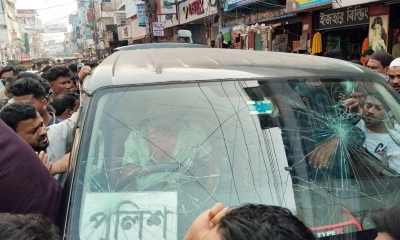 ভুয়া পুলিশ সন্দেহে আসল পুলিশকে জনতার মারধর