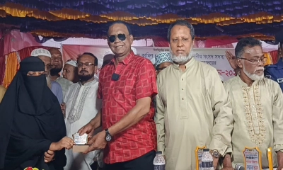 ‘যারা স্যাক্রিফাইস করবে না, তাদের রাজনীতিতে আসা উচিত নয়’