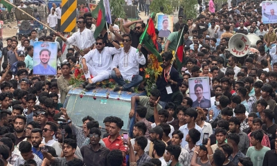 ছাত্রদল সম্পাদক নাছিরকে অভিবাদন জানিয়ে নোয়াখালীতে শোভাযাত্রা