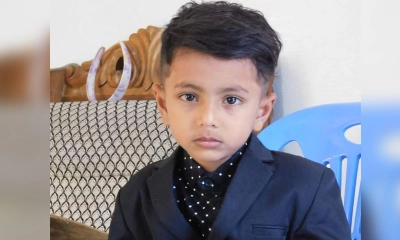 সিঁড়ি থেকে পড়ে শিশুর মৃত্যু