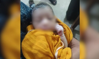 মানসিক ভারসাম্যহীন যুবতীর জন্ম দেওয়া নবজাতক ছেলে। ছবি- রূপালী বাংলাদেশ