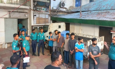 সাবেক শিক্ষামন্ত্রী নওফেলের বাসায় অভিযান, আটক ৭