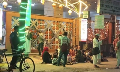 এনটিআরসিএ ভবনে তালা ঝুলিয়ে বিক্ষোভ চাকরিপ্রত্যাশীদের