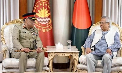 প্রধান উপদেষ্টার সঙ্গে পাকিস্তানের যৌথ বাহিনী প্রধানের সাক্ষাৎ