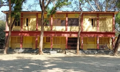জামায়াতের এজেন্টকে কেন্দ্রে প্রবেশে বাধা