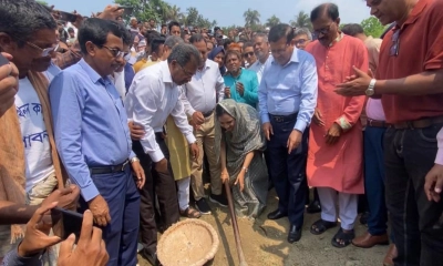 ‘শেকড় ভুলে গেলে ৫ আগস্ট বারবার ফিরে আসবে’