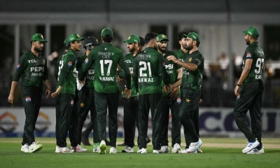 বয়কটের হুমকি দিয়েও মাঠে নামছে পাকিস্তান
