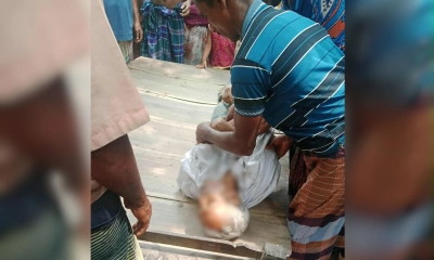 সামসুদ্দীনকে মরদেহকে খাটের রাখা হয়। ছবি- রূপালী বাংলাদেশ