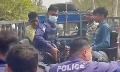 পাথরঘাটায় টাকা বিতরণের সময় জামায়াত-শিবিরের দুই কর্মী আটক