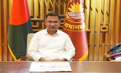 ছুটির দিনেও অফিস করছেন প্রধানমন্ত্রী