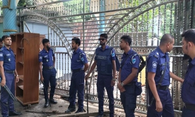 নুরাল পাগলার মাজারে পু‌লিশের ওপর হামলা, গ্রেপ্তার ৫
