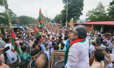 গণতন্ত্র উত্তরণে বাধা সৃষ্টিকারীরা জনগণের বন্ধু হতে পারে না: প্রিন্স