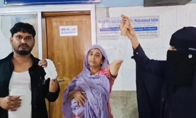 রূপগঞ্জে জমি সংক্রান্ত বিরোধের জেরে মা ও ছেলেকে কুপিয়ে গুরুতর জখম। ছবি- রূপালী বাংলাদেশ