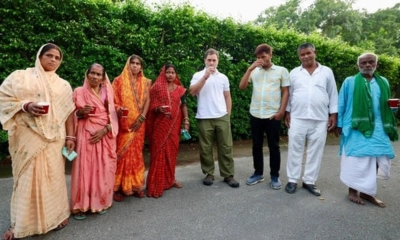 ‘মৃত ভোটারদের’ সঙ্গে চা পান করে রাহুল বললেন—অনন্য অভিজ্ঞতা