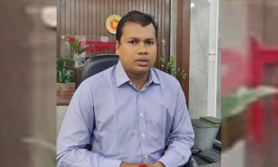 বদলি হওয়ার পরও দায়িত্ব ছাড়েননি গোয়ালন্দের ইউএনও