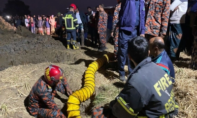 ৭ ঘণ্টা পার হলেও উদ্ধার হয়নি ৩৫ ফুট গর্তে পড়া ২ বছরের সাজিদ