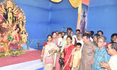 রাজশাহীতে পূজামণ্ডপ পরিদর্শনে সাবেক দুই মেয়র। ছবি- রূপালী বাংলাদেশ