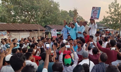 বাগমারায় ধানের শীষের প্রার্থী ডিএম জিয়ার শুভেচ্ছা বিনিময়