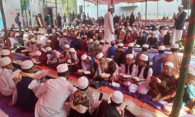 খালেদা জিয়ার রোগমুক্তি কামনায় পুঠিয়ায় কোরআন খতম