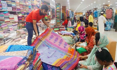 ঈদ সামনে রেখে জমজমাট রাজশাহীর সিল্কপাড়া