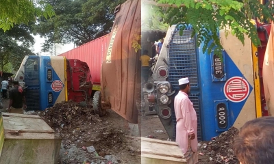 চট্টগ্রামে ট্রাকের ধাক্কায় মালবাহী ট্রেন লাইনচ্যুত
