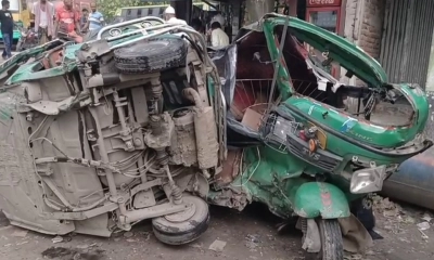 শাহজাদপুরে দুর্ঘটনা কবলিত অটোরিকশার ।        ছবি- রূপালী বাংলাদেশ