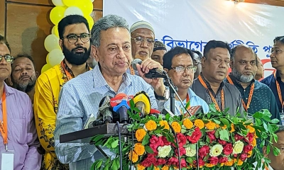 বিএনপির স্থায়ী কমিটির সদস্য আমির খসরু মাহমুদ চৌধুরী। ছবি- রূপালী বাংলাদেশ