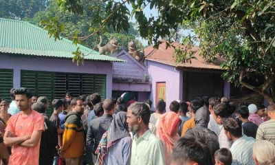 ঘরের ভেতর মিলল মুক্তিযোদ্ধা দম্পতির রক্তাক্ত লাশ
