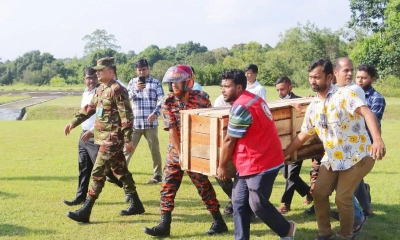 সেনাবাহিনীর হেলিকপ্টারে নিজ গ্রামে গেল দুর্ঘটনায় নিহত খুবি শিক্ষার্থীরা মরদেহ