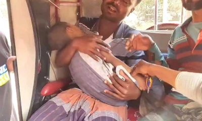 মা গেলেন ভোটকেন্দ্রে, পানিতে ডুবে শিশুর মৃত্যু