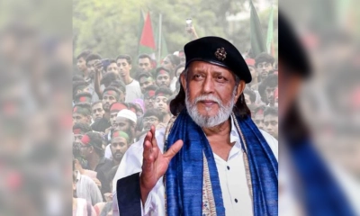 এই বাংলাদেশকে আমি চিনতে চাই না : মিঠুন চক্রবর্তী