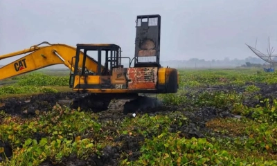 রাজশাহীতে জোর করে পুকুর খনন, ৪ এক্সকাভেটরে আগুন