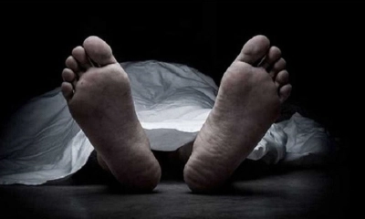 লিফটের জন্য রাখা ফাঁকা জায়গায় পড়ে নারীর মৃত্যু