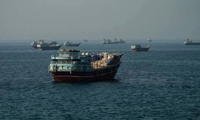 হরমুজে জাহাজ চলাচলে ফি আদায়ে ইরান-ওমান ‘একমত’