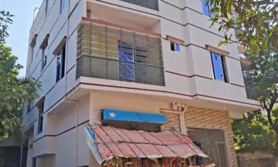 ডাকাতি হওয়া শিক্ষার্থীর বাড়ি। ছবি- রূপালী বাংলাদেশ