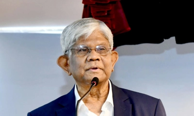 সুদের হার কমালে অর্থনীতিতে চাপ সৃষ্টি হয় : অর্থ উপদেষ্টা