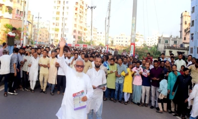 ৩১ দফা জনগণের মুক্তির রূপরেখা: গণসংযোগে বিএনপি নেতা শামসুল