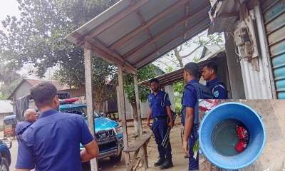 বিএনপি-জামায়াত সংঘর্ষে অর্ধশতাধিক হাতবোমা বিস্ফোরণ, আহত ২০