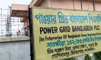 সাতক্ষীরায় বিদ্যুতের মূল গ্রিড লাইনে ট্রান্সফরমার বিস্ফোরণ। ছবি- রূপালী বাংলাদেশ