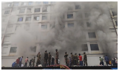 আশুলিয়ায় পোশাক কারখানার আগুন নিয়ন্ত্রণে 