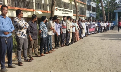 রায়গঞ্জে ট্যাগ অফিসারদের ওপর হামলা, কর্মবিরতির হুঁশিয়ারি