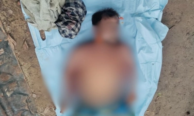 চালকের নিথর দেহটি। ছবি- রূপালী বাংলাদেশ
