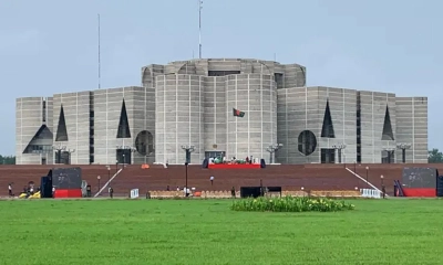 স্পিকার হওয়ার দৌড়ে যারা
