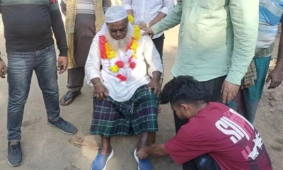 ১৭ বছর পর জুতা পরলেন বিএনপি নেতা সুরুজ