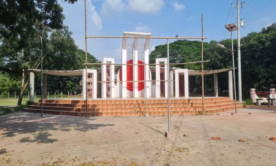 কাদেরিয়া বাহিনী ও ছাত্র সমাজের পাল্টাপাল্টি সমাবেশ, ১৪৪ ধারা জারি